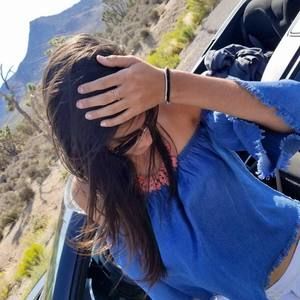 Meet your Posher, Yamilka